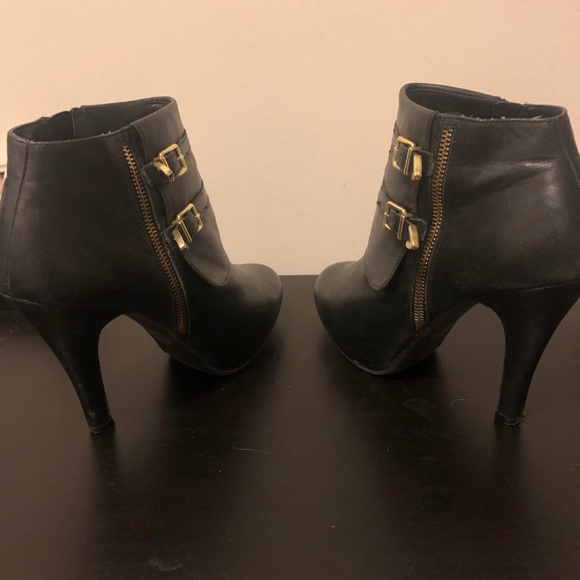 Me Too Black Bootie - Picture 5 of 5